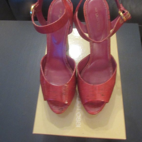 SERGIO ROSSI- Raspberry Patent, Peeptoe, Platform Sandals ~ Size 10 - Picture 6 of 13